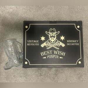 BRAND NEW Ponpur Whiskey Decanter Set and Extra Cowboy Boot Cup